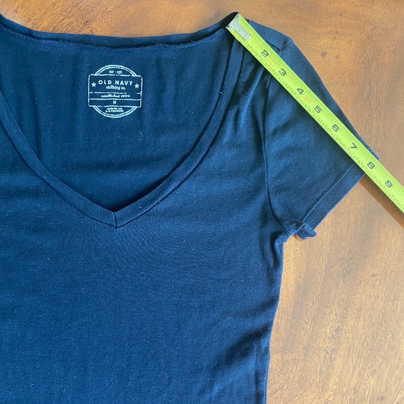 Old Navy t-shirt v-neck short sleeve tee black Medium - Picture 8 of 12